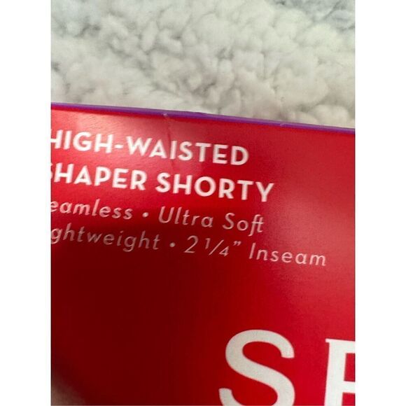 SPANX Everyday Seamless Shorty soft nude size small shape wear - Picture 6 of 6